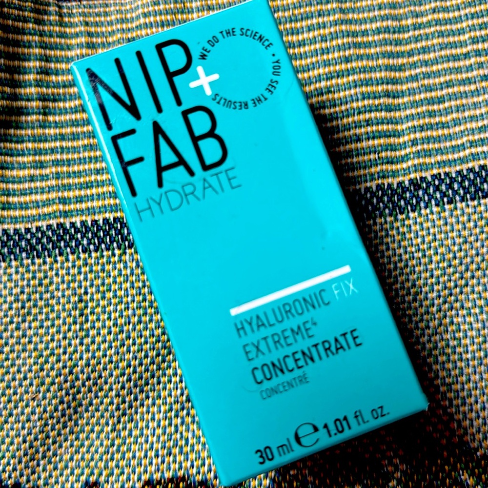 Nip +fab hydrate hyaluronic fix extreme concentrate